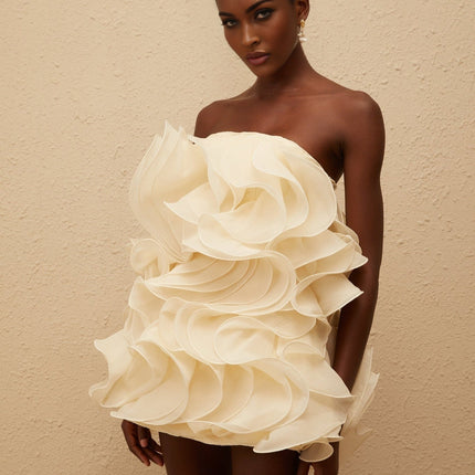 Helena Mini Dress in Cream White with 3D-Petal Detailing