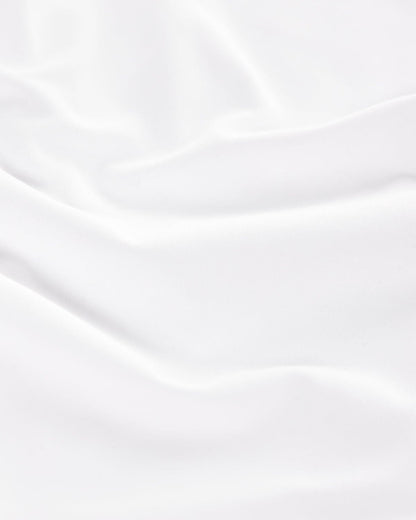 High - waisted stretch shorts with scrunch detail, 5 inseam - White