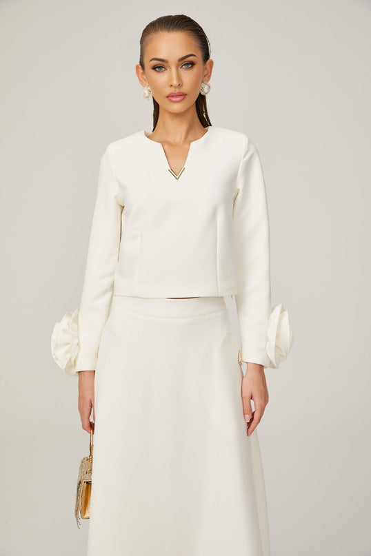 Hilaire white 3dpetal top  skirt matching set