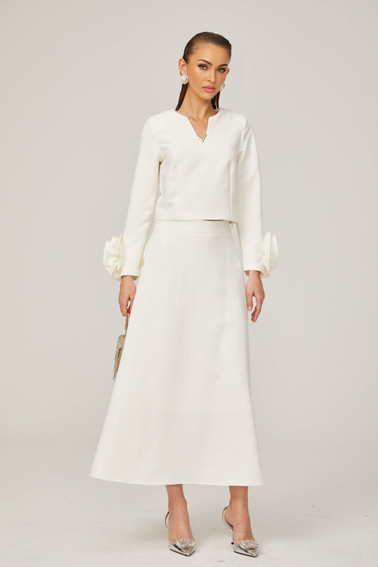 Hilaire white 3dpetal top  skirt matching set