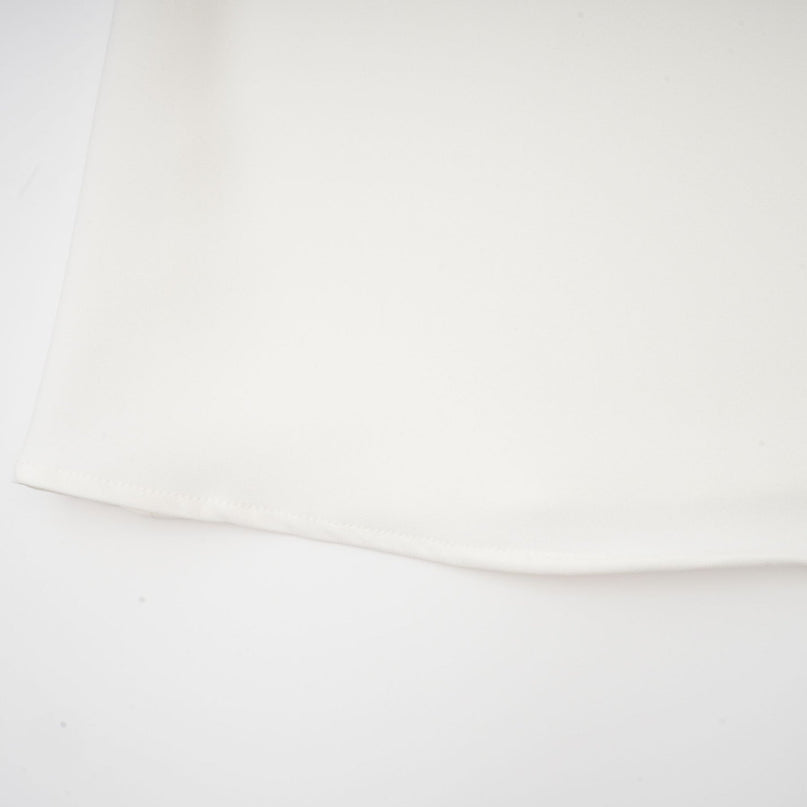 Hilaire white 3dpetal top  skirt matching set