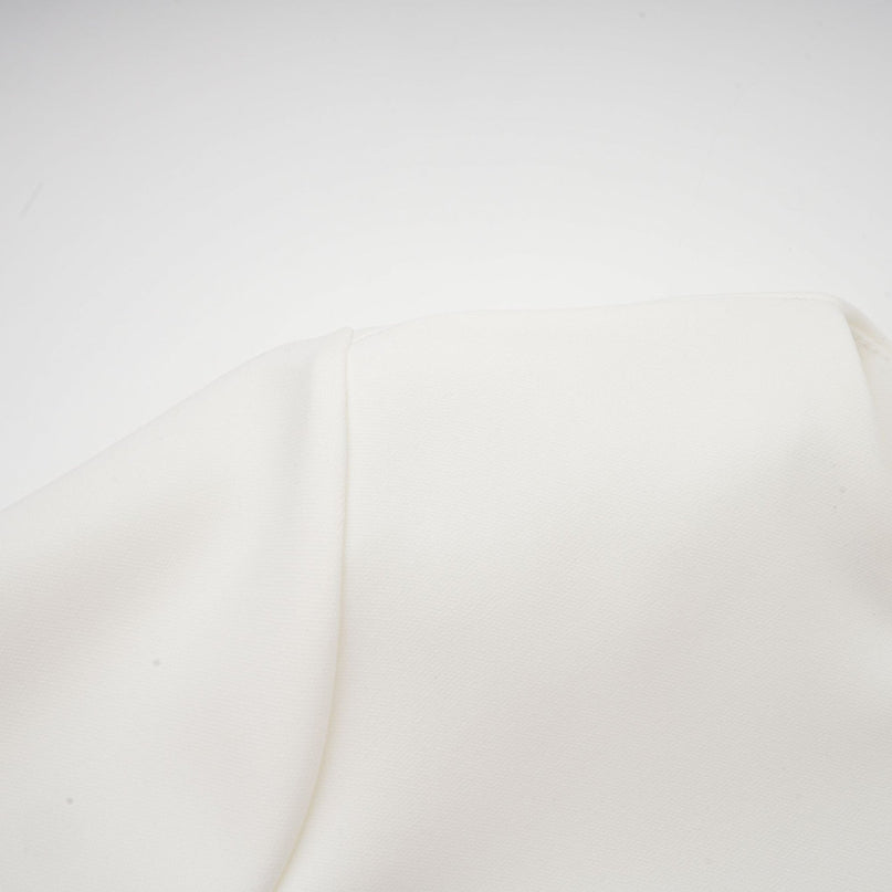 Hilaire white 3dpetal top  skirt matching set