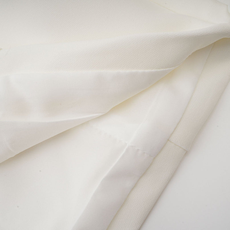 Hilaire white 3dpetal top  skirt matching set