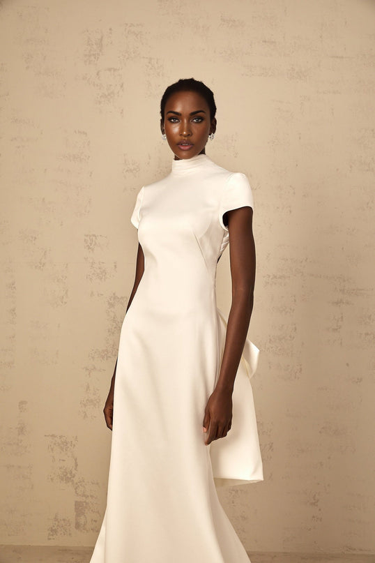 Hope White Maxi Dress with Oversize Bow and Mermaid Hem