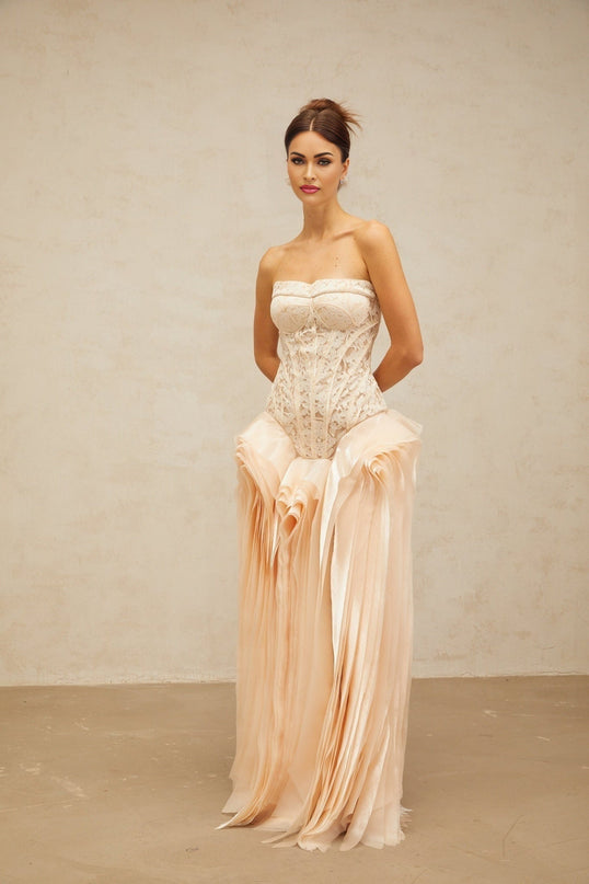 Hunter Neutrals Lace Overlay Maxi Dress Corset Bodice Peplum Waist Layered Design Rear Lace-Up Fastening Delicate Chest Pads Formal Occasion 100% Terylene Fiber