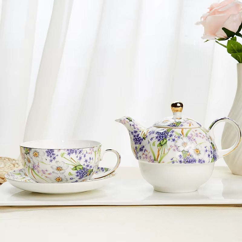 Floral Porcelain Tea For One Set – Teapot, Cup & Saucer – 11.8 Fl Oz Jacqueline van Hoef