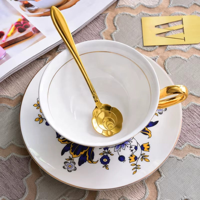 Country-style Porcelain Teacup & Saucer Set – Floral – 6.8 Fl Oz Jacqueline van Hoef