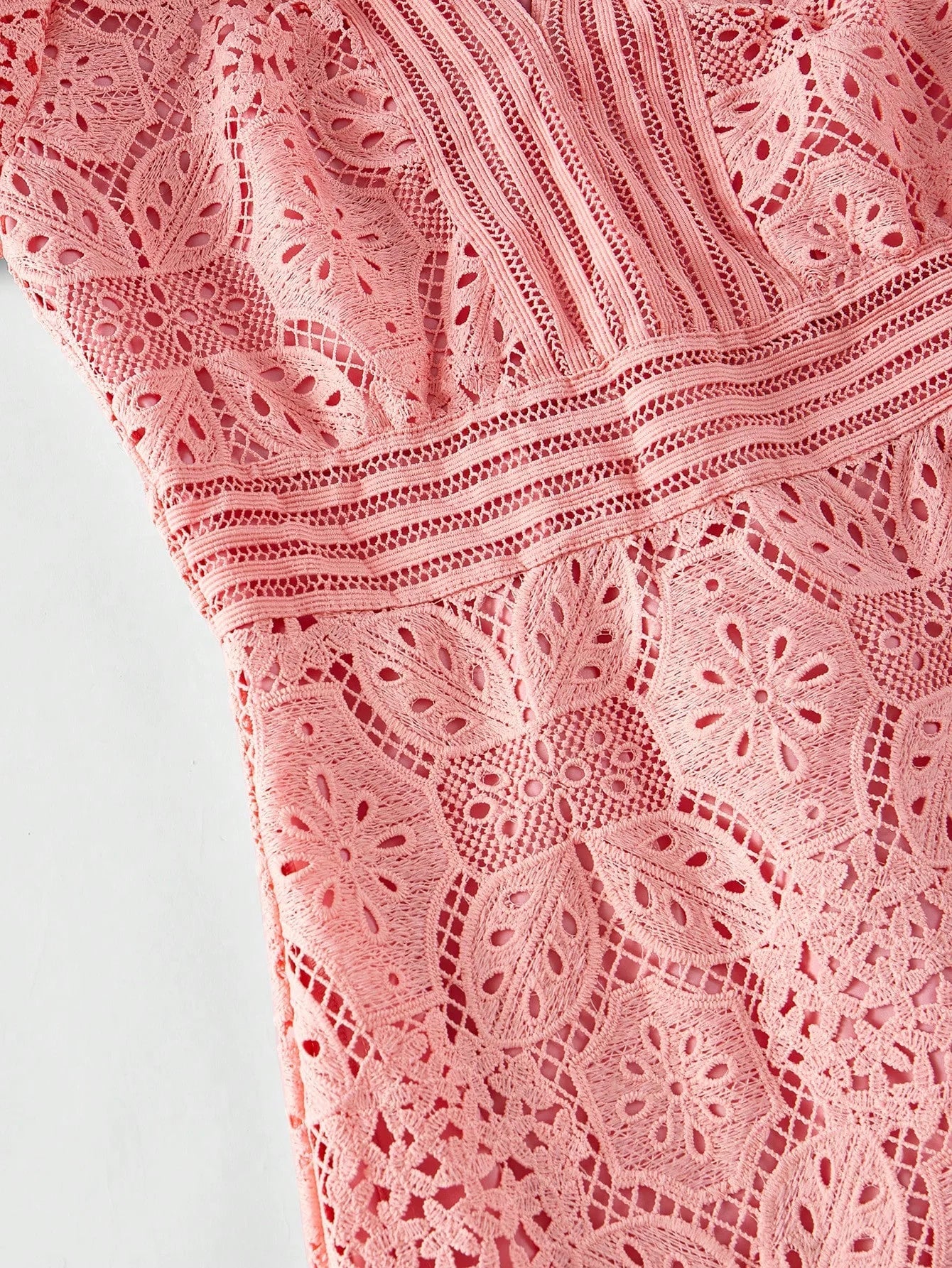 LACE RUFFLE HEM DRESS