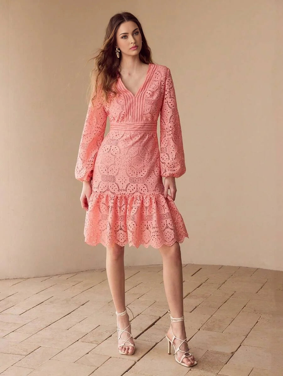 LACE RUFFLE HEM DRESS