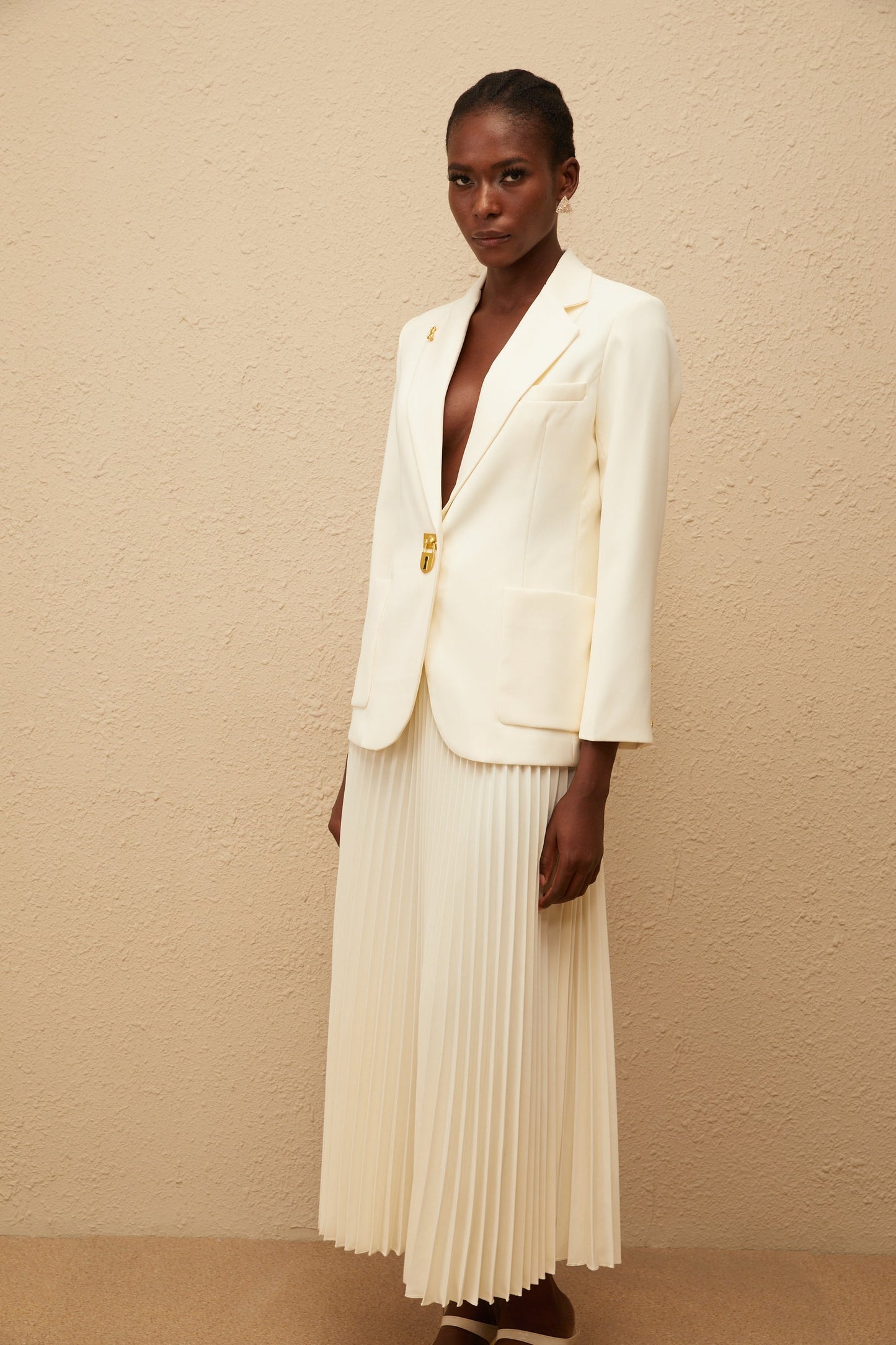Léonide Neutral Lock Detail Blazer  Skirt Set