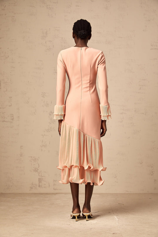 Lesly Pink Ruched Midi Dress with Long Sleeves and Cinched Waist