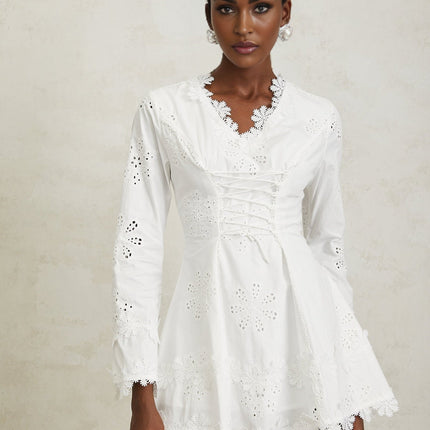 Liana White Floral Embroidered Mini Dress A-line Scallop Trim V-neck Long Sleeves Lace-up Design Cinched Waist Rear Zip Fastening Terylene Fiber