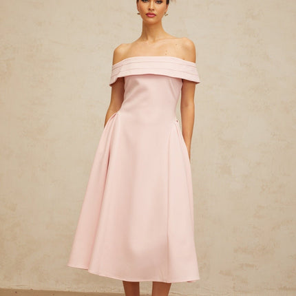 Lilah Pink Off-Shoulder Pleated Midi Dress with Side Slit Pockets and Rear Zip Fastening
