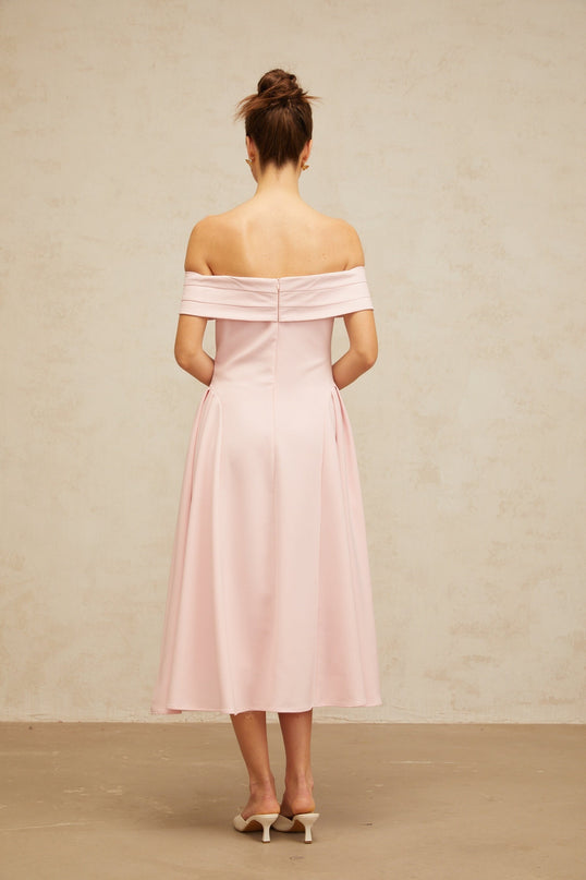 Lilah Pink Off-Shoulder Midi Dress with Pleated Detailing and Side Slit Pockets