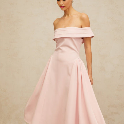 Lilah Pink Off-Shoulder Pleated Midi Dress with Side Slit Pockets and Rear Zip Fastening