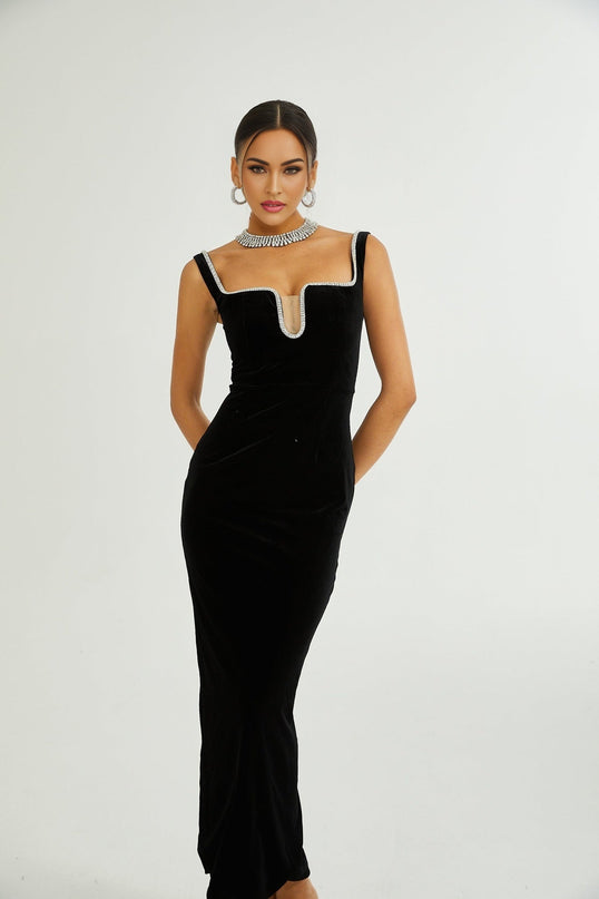 Madisyn Black Crystal Embellished U-Neckline Midi Dress 100% Polyester Spaghetti Straps Size M Model 5'10 Zip Fastening