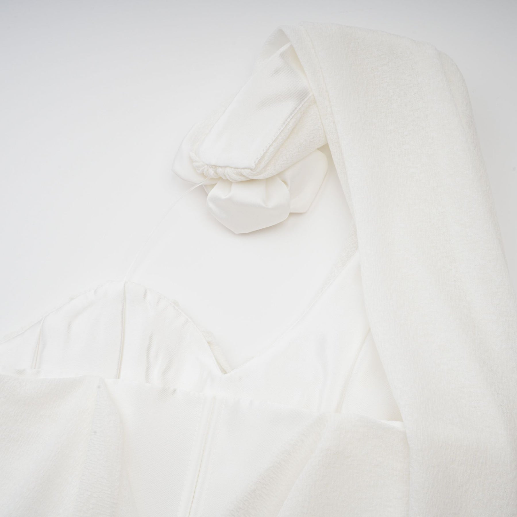 Maeva white halterneck floralappliqué top