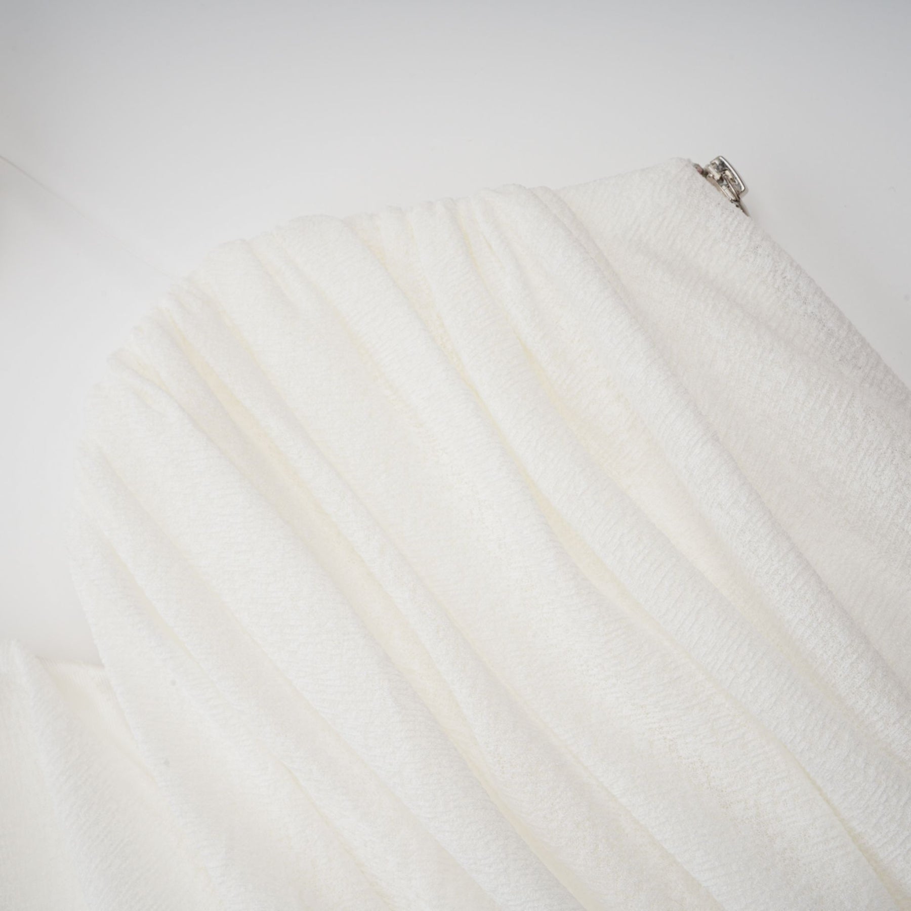 Maeva white halterneck floralappliqué top