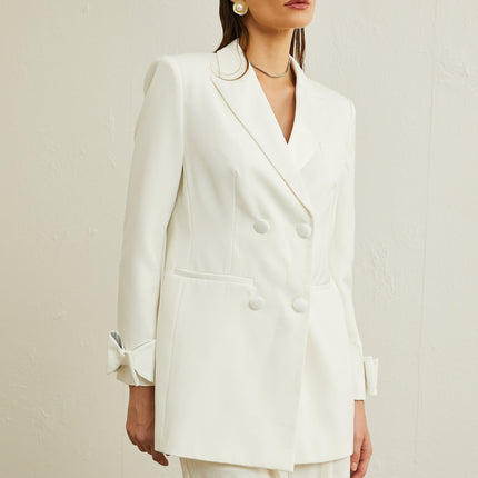 Mariah White Wool Bow Embellished Crystal Coat