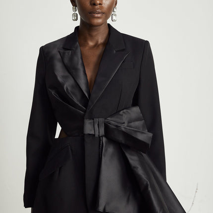 Mariangela Black Oversize Bow Tie Blazer Peak Lapels Long Sleeves Cut-Out Design Press-Stud Fastening Inset Pockets Polyester Spandex