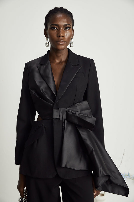 Mariangela Black Oversize Bow Tie Blazer Peak Lapels Long Sleeves Cut-Out Design Press-Stud Fastening Inset Pockets Polyester Spandex