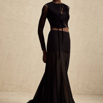 Mariolina Black Lace Cropped Top Embossed Design Long Sleeve Round Neck Polyamide Cotton Blend