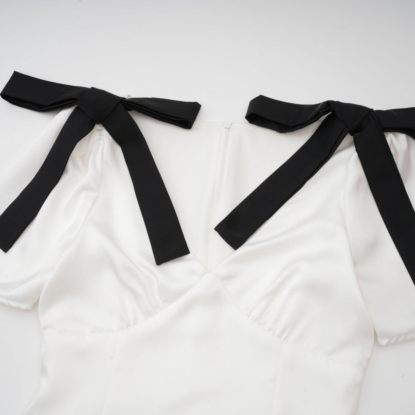 Mary Maxi Dress White Black Ribbon Pleat Bowknot Polyester Flared Hem Zip Elegant Chic V-neck Puff Sleeves Graceful Sophisticated Drama Timeless Elegance