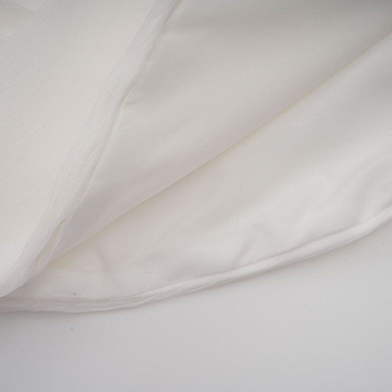Mary White One-Shoulder Top and Culotte Trousers Set in Luxury Terylene Fiber