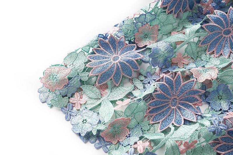 Multicolored floral lace A-line skirt with high-waist and intricate detailing