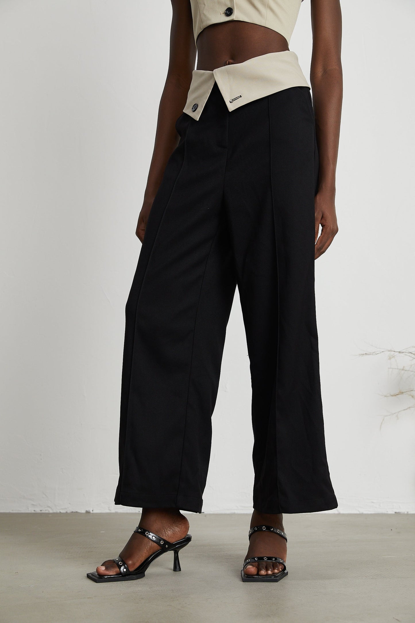 Naomi crop top  trousers matching set