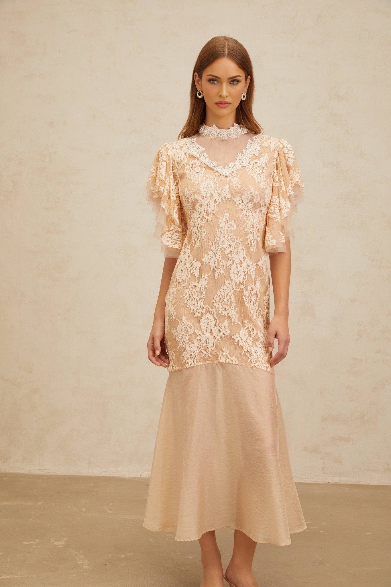 Neutrals floral lace mermaid hem midi dress with ruffled batwing sleeves