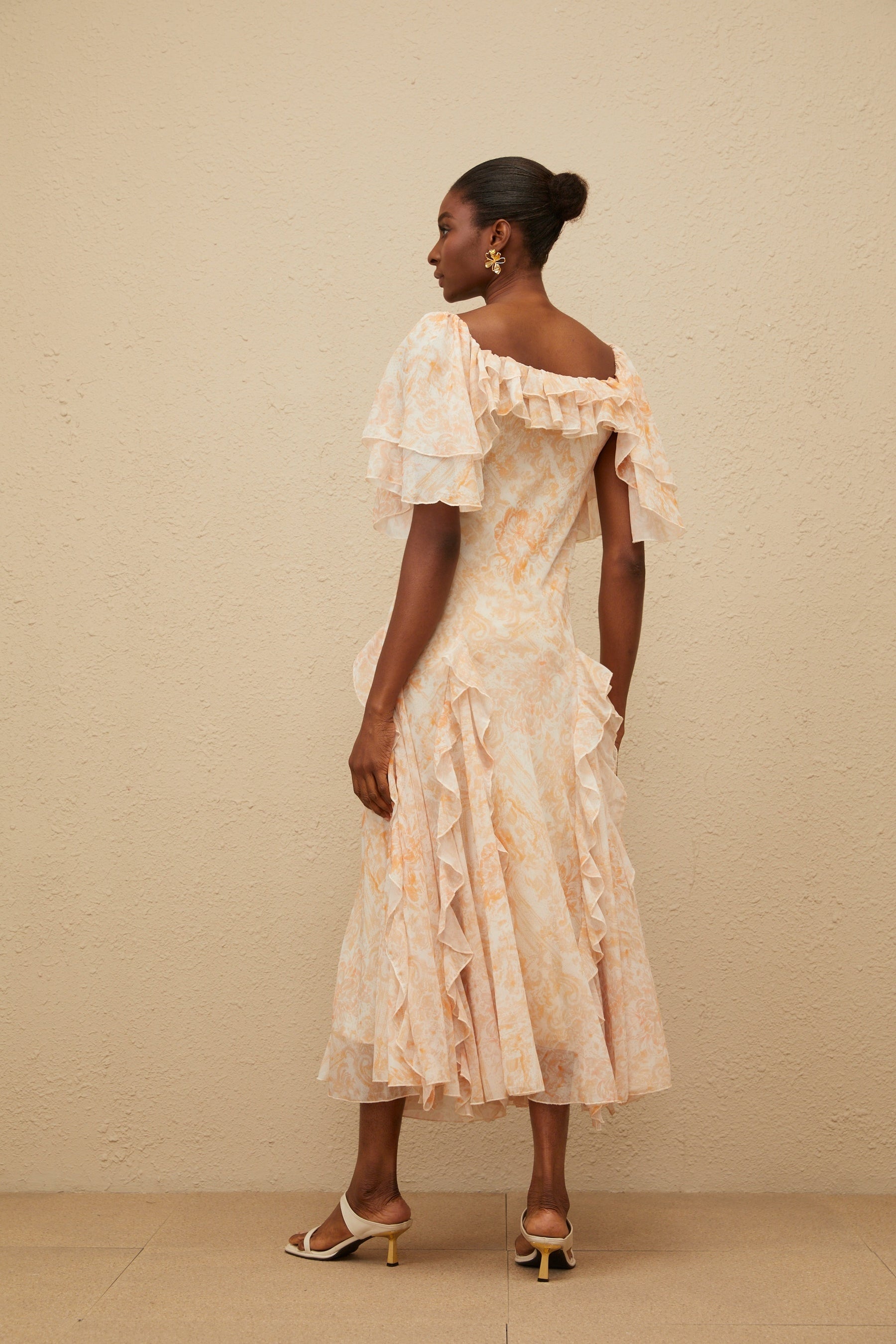 Neutrals Multicolor Floral Print Midi Dress with Batwing Sleeves