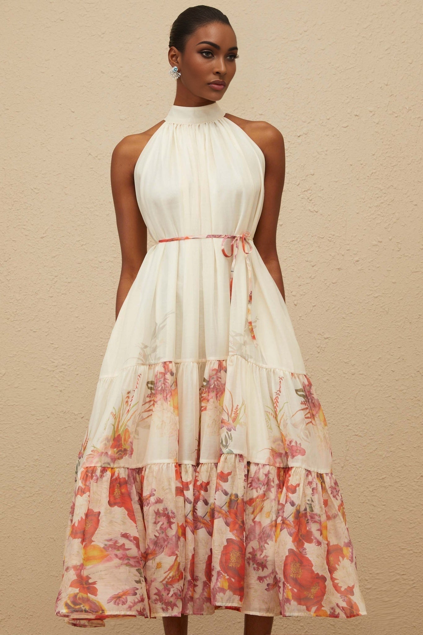 Neutrals sleeveless floral print midi dress with tied waist and shirred effect