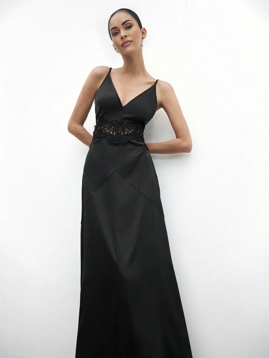 New AutumnWinter Black Woven Satin Lace Panel Sleeveless Spaghetti Strap Urban Chic Elegant Casual