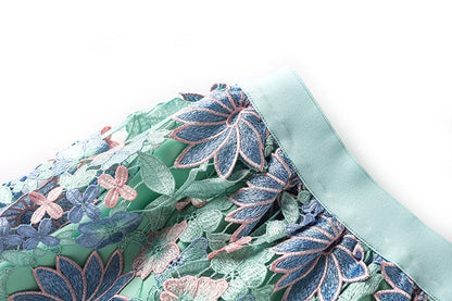 Ocean Bloom Embroidered Lace Skirt - XXS