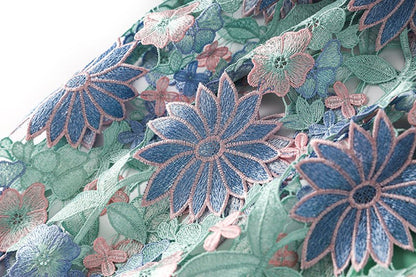 Ocean Bloom Embroidered Lace Skirt - XXS