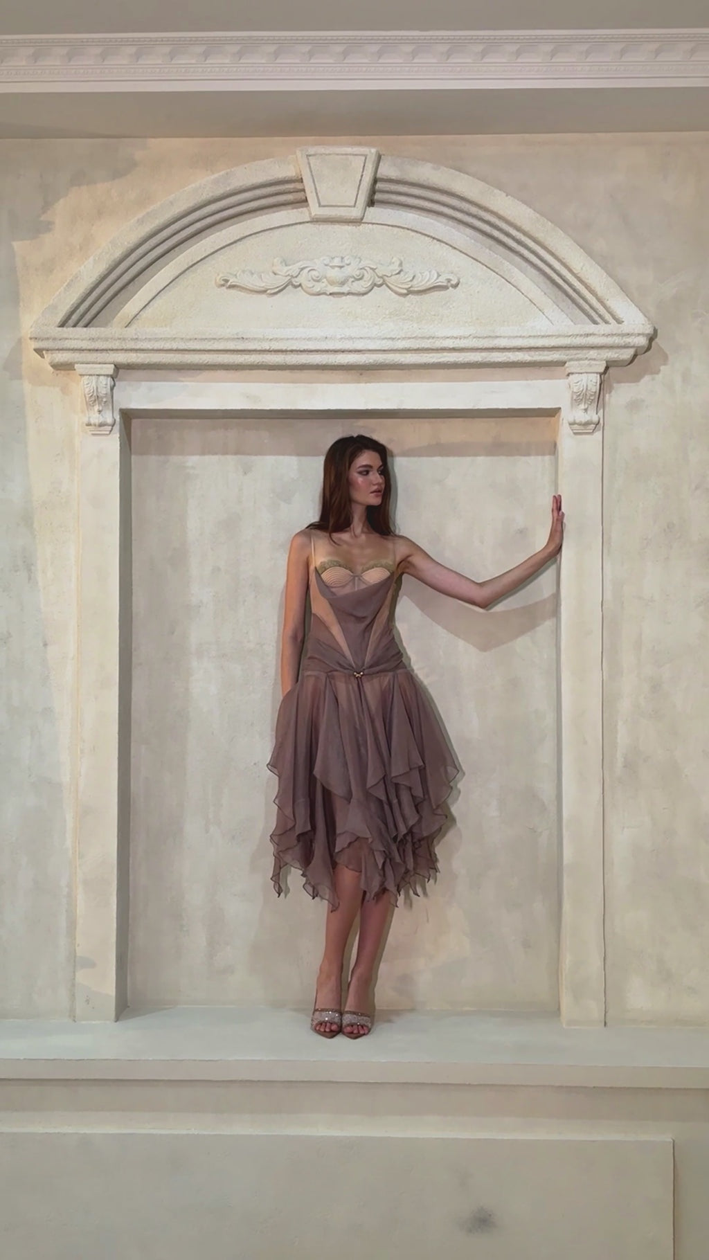 Pétunia Grey Layered Ruffled Midi Dress