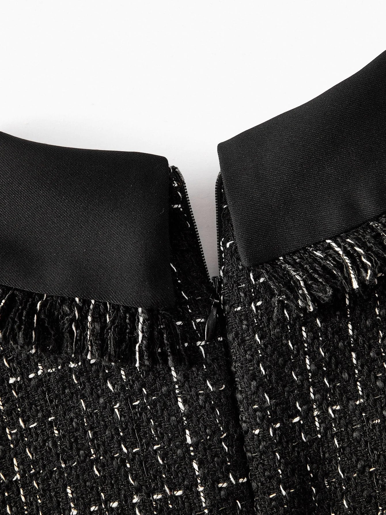 PREMIUM ALL OVER PRINT RAW EDGE SLIM FIT SHORT DRESS FOR AUTUMN