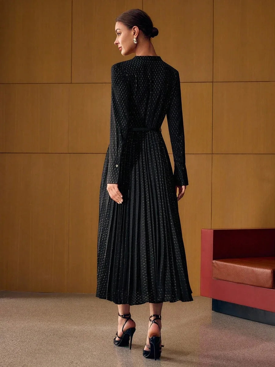 PREMIUM ALLOVER PRINT PLEATED BELTED DRESS