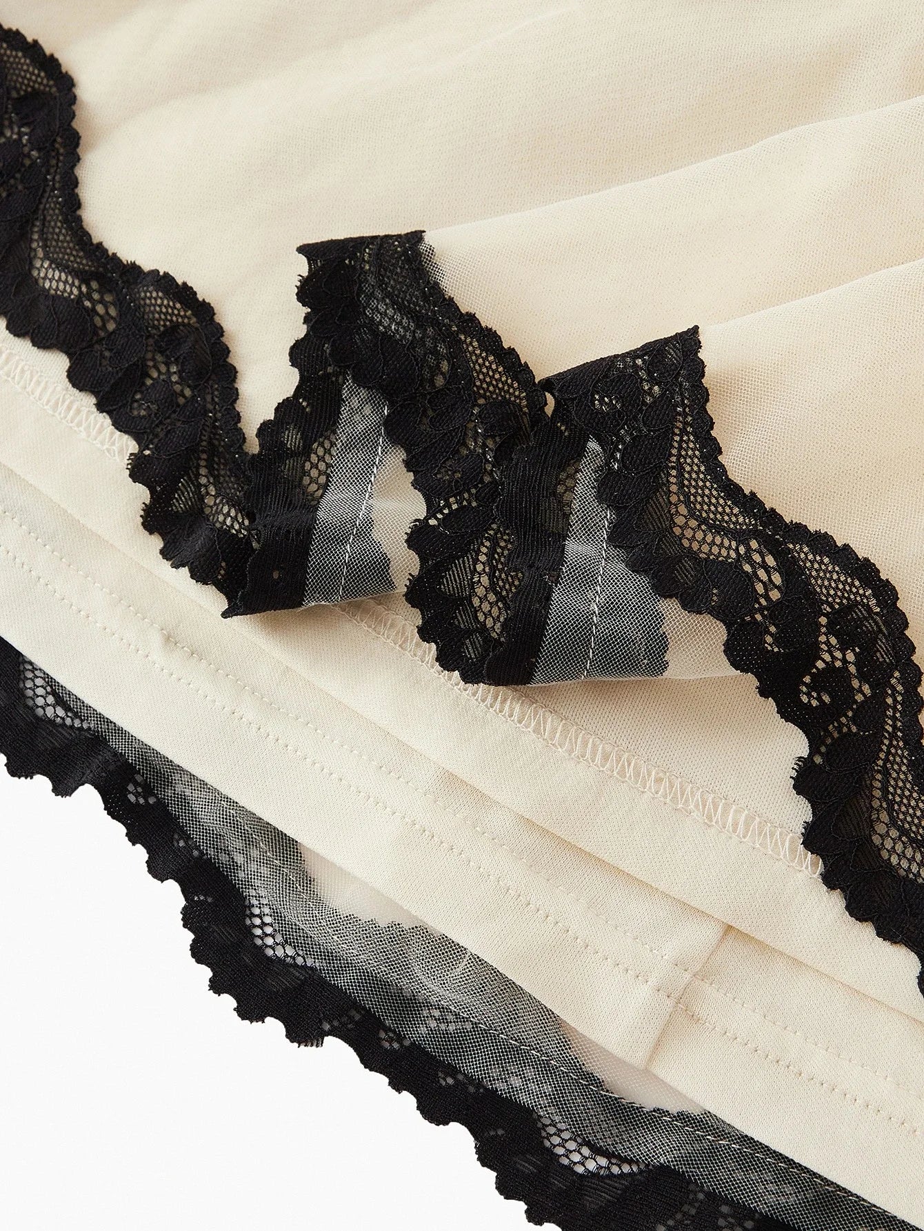 PREMIUM BLACK amp WHITE CONTRAST LACE PATCHWORK ELEGANT CAKE DRESS