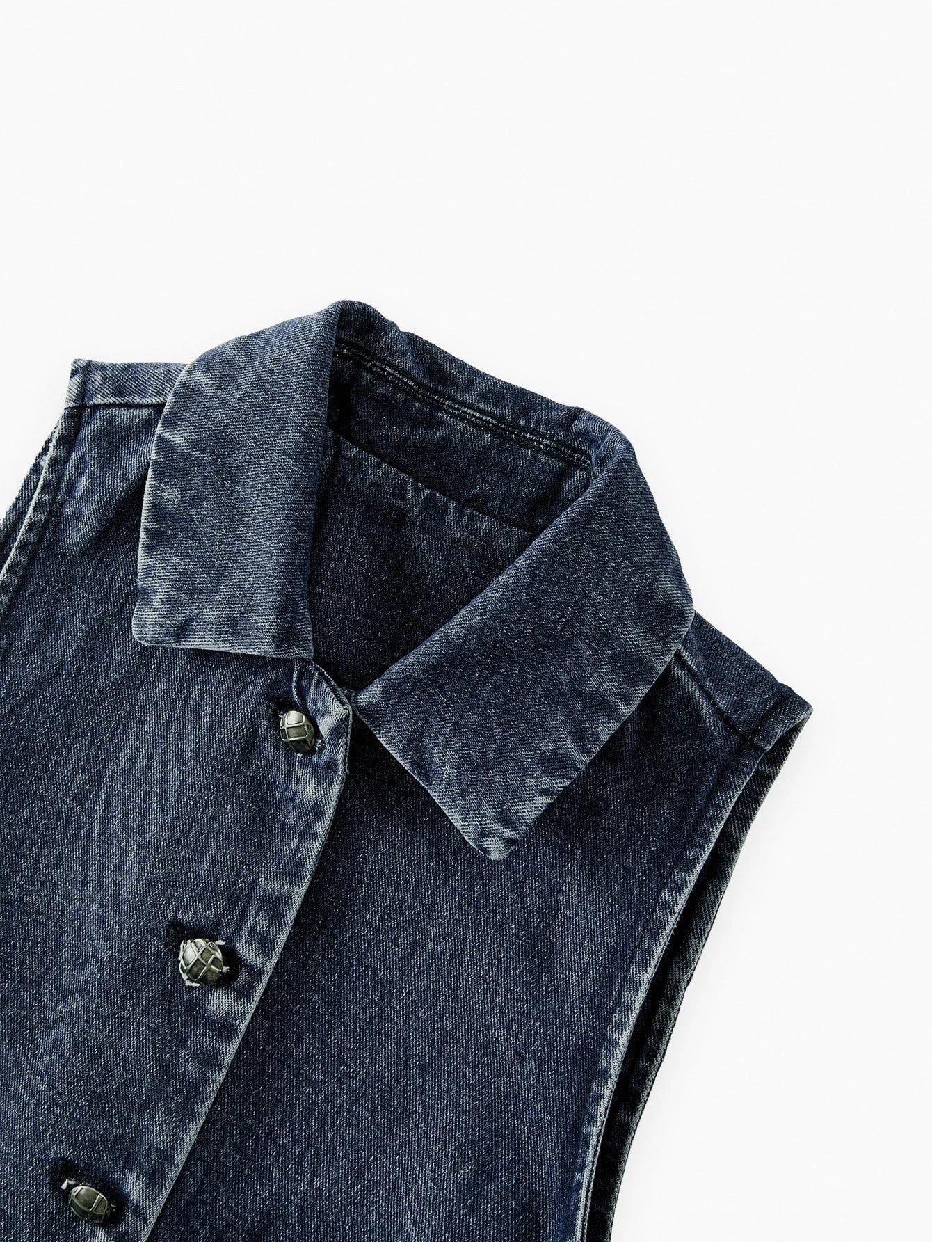 PREMIUM BUTTON UP SLEEVELESS DENIM BLOUSE amp FLARE LEG JEANS OUTFIT