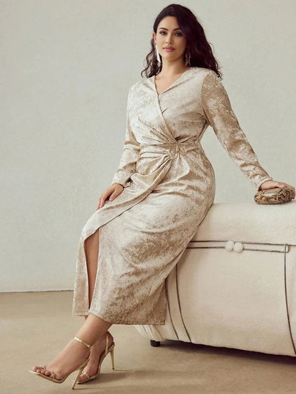 PREMIUM CHRISTMAS PLUS SIZE WOMEN VELVET STRUCTURED DESIGN MIDLENGTH DRESS