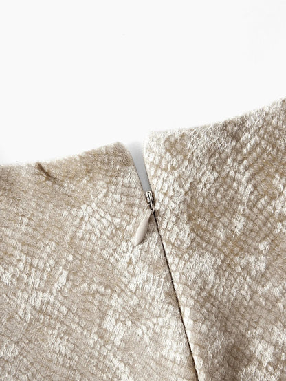 PREMIUM CHRISTMAS PLUS SIZE WOMEN VELVET STRUCTURED DESIGN MIDLENGTH DRESS