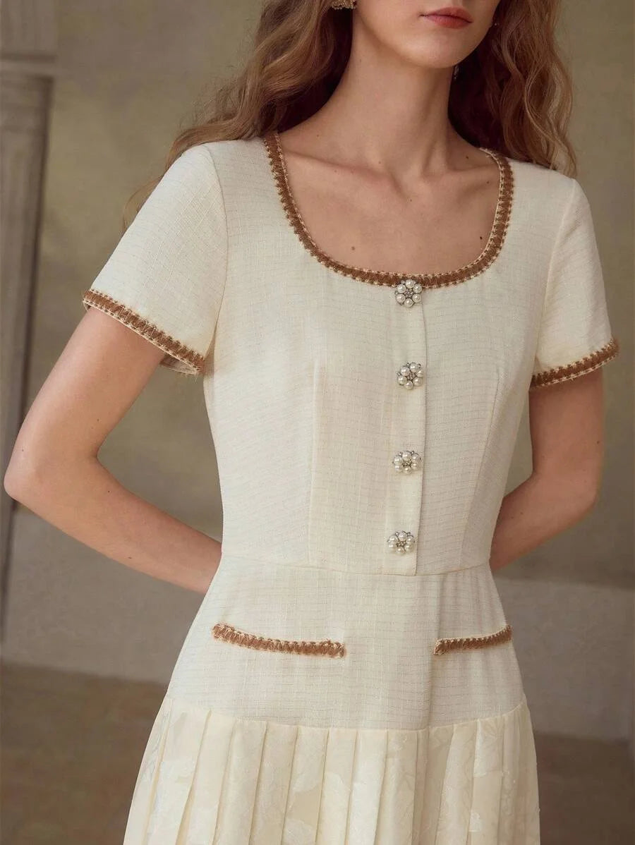 PREMIUM CONTRAST BINDING PLEATED HEM DRESS