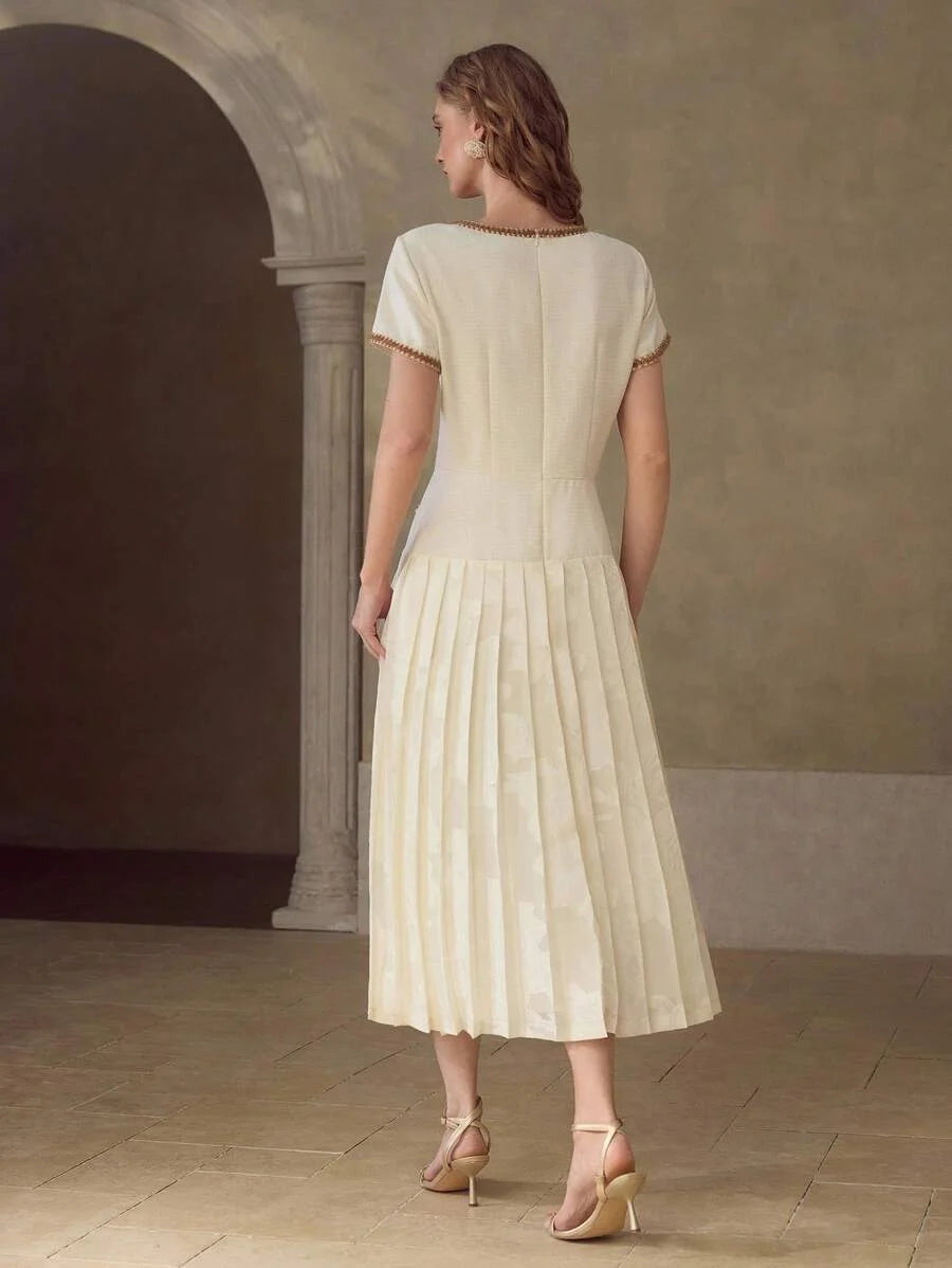 PREMIUM CONTRAST BINDING PLEATED HEM DRESS