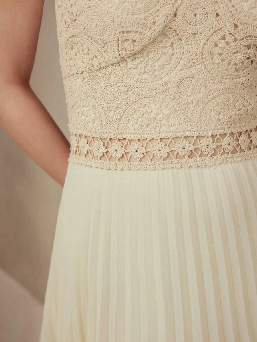 PREMIUM CONTRAST CROCHET PLEATED DRESS
