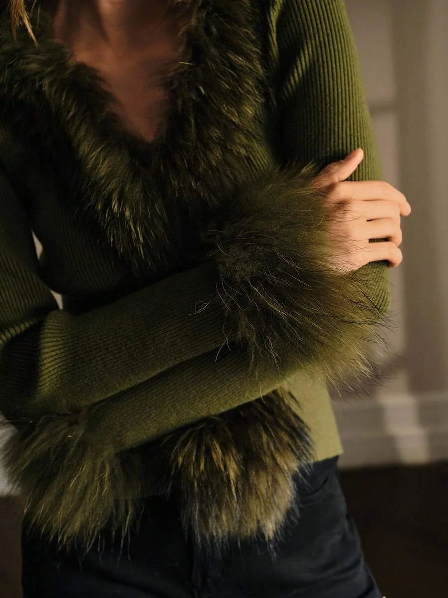 PREMIUM CONTRAST FAUX FUR DETAIL SLIM FIT CARDIGAN