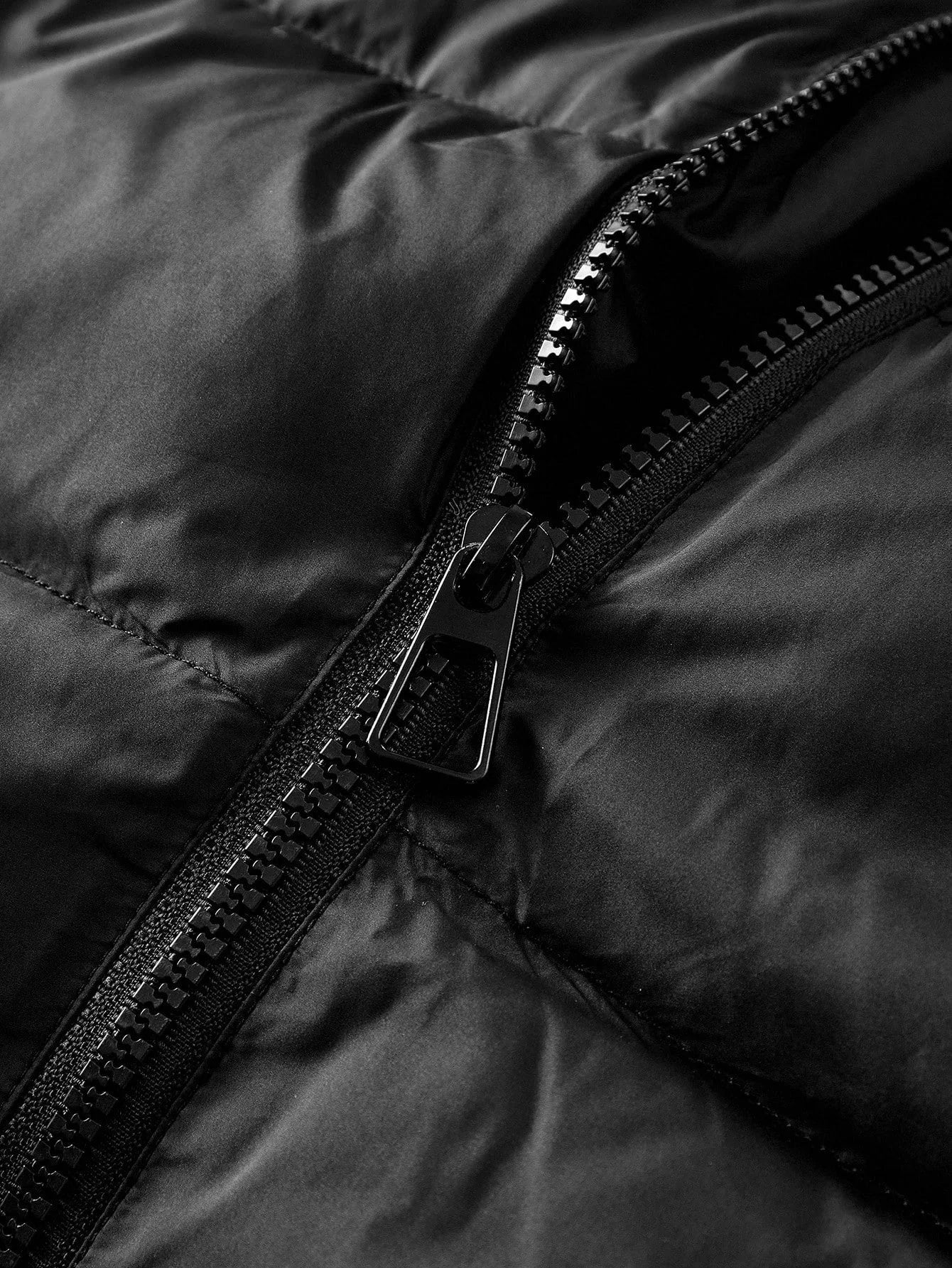 PREMIUM CONTRAST FAUX FUR ZIPPER HOODED WINTER COAT