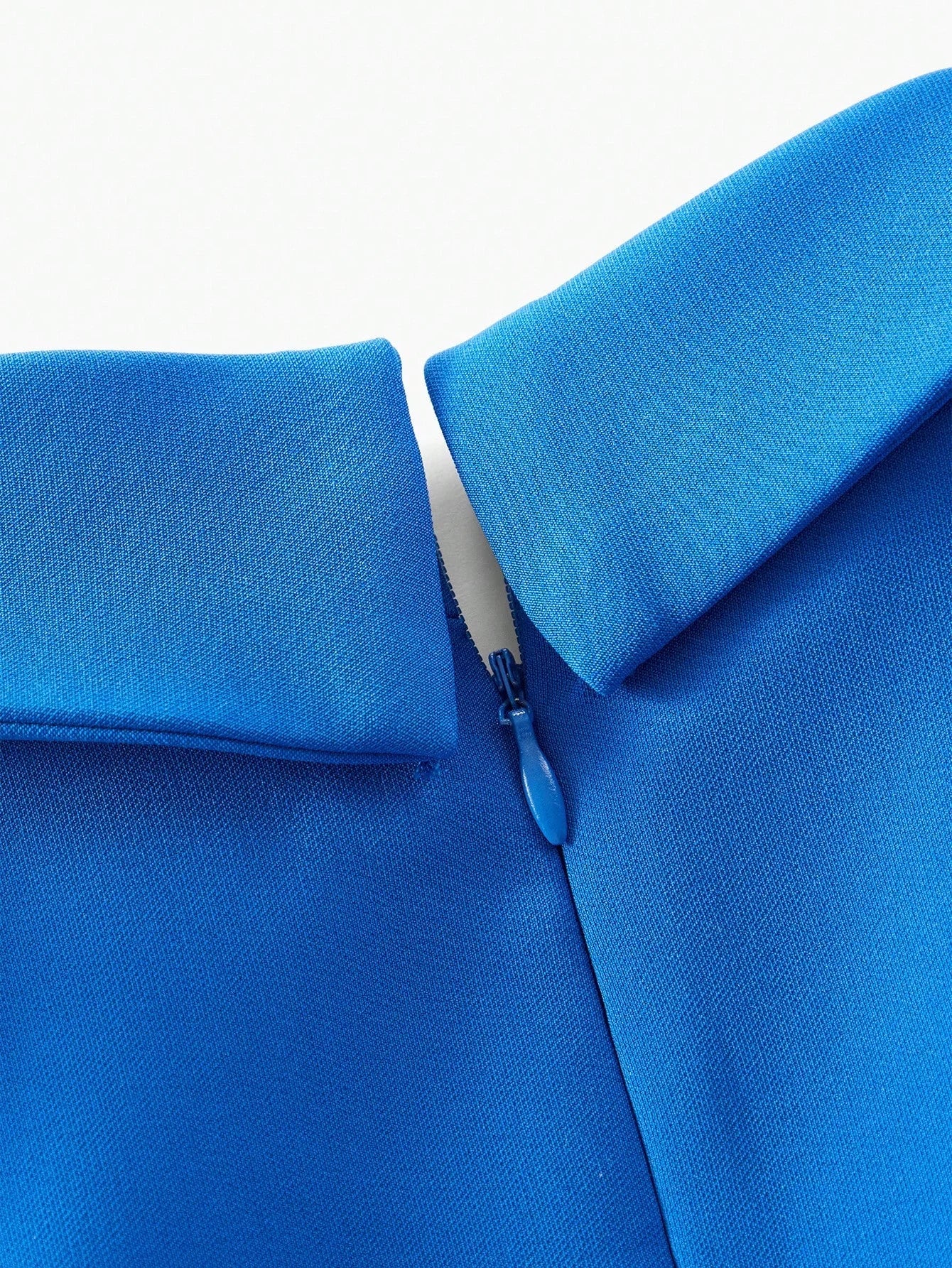 PREMIUM CONTRAST FAUX PEARL BINDING JUMPSUIT