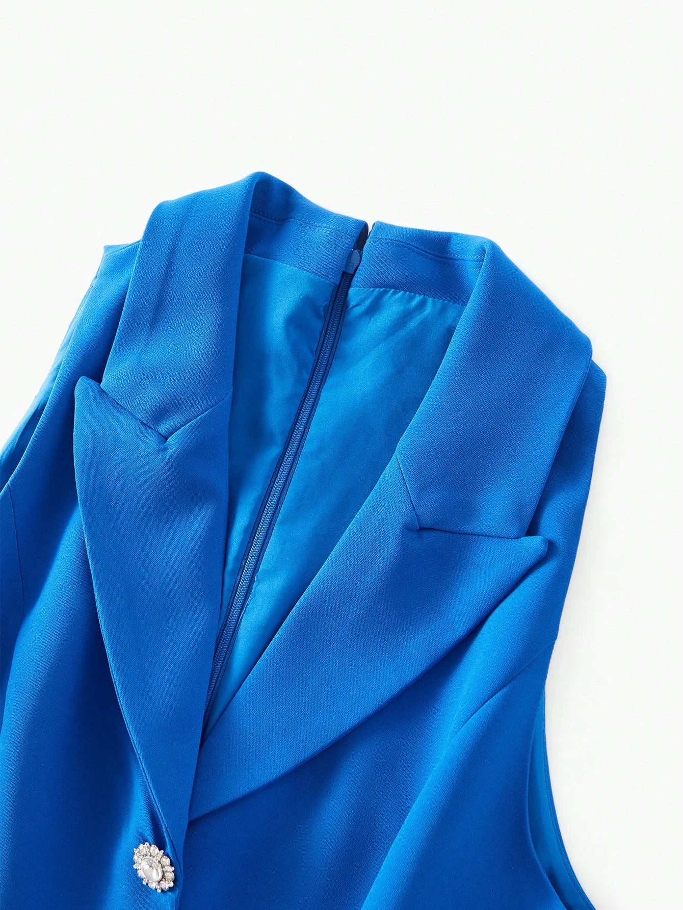 PREMIUM CONTRAST FAUX PEARL BINDING JUMPSUIT